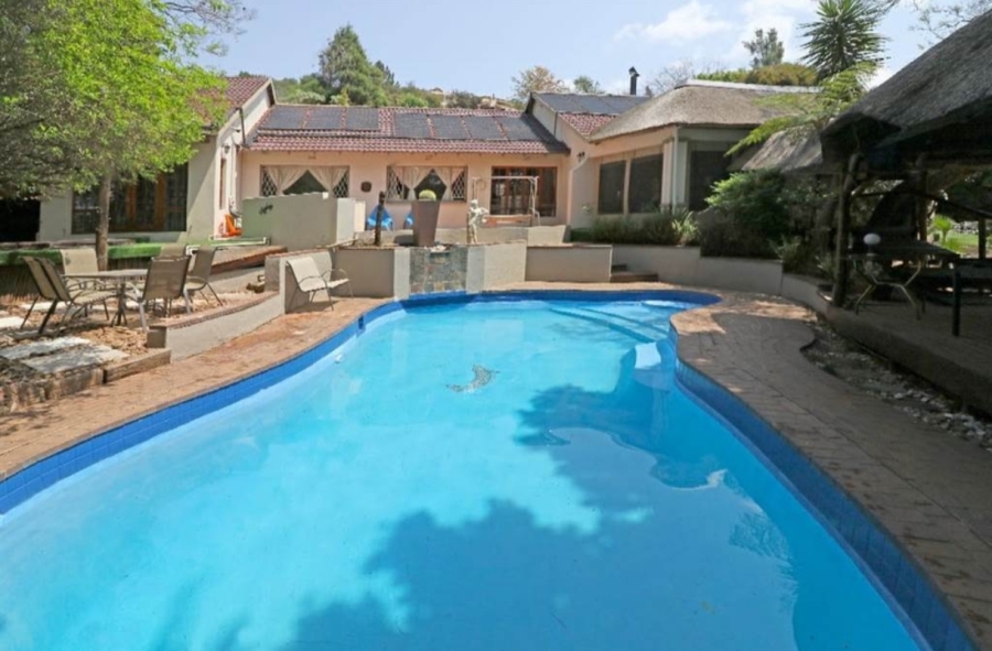 To Let 1 Bedroom Property for Rent in Roodekrans Gauteng