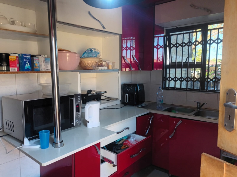 3 Bedroom Property for Sale in Elandspoort Gauteng