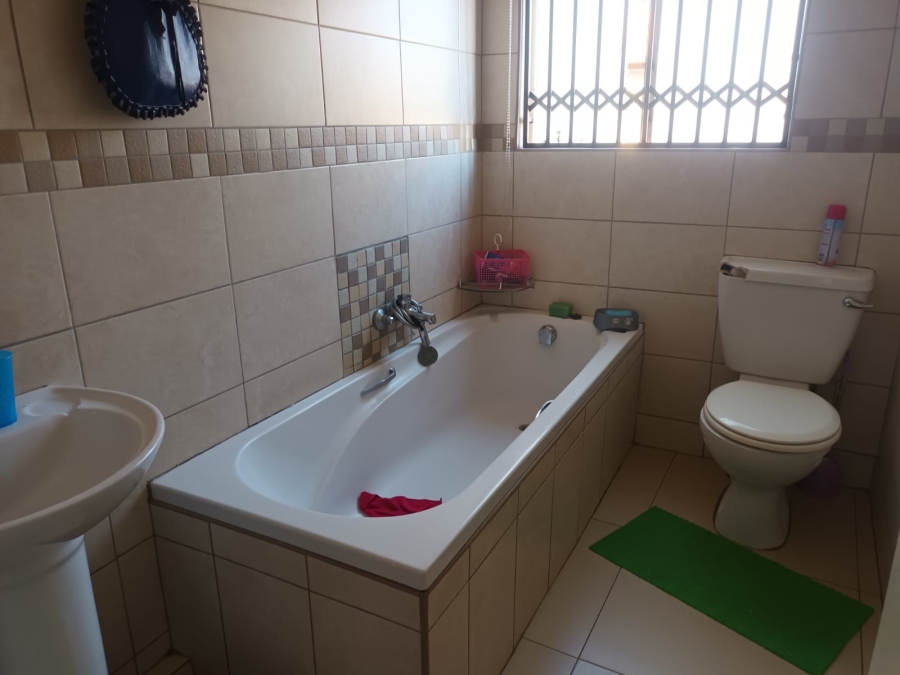 3 Bedroom Property for Sale in Elandspoort Gauteng