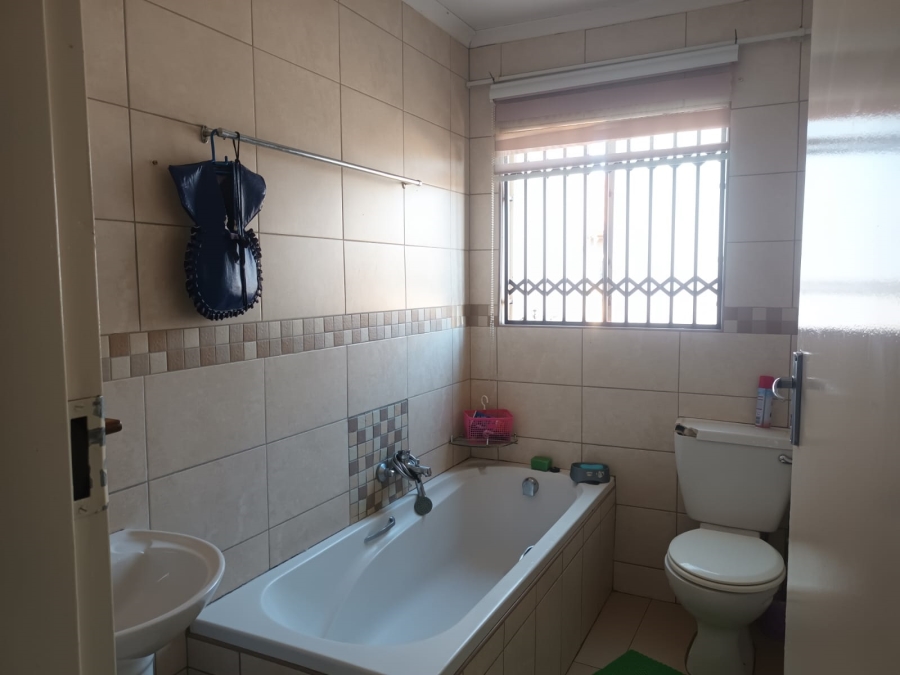 3 Bedroom Property for Sale in Elandspoort Gauteng