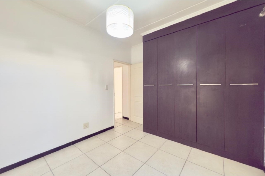 To Let 2 Bedroom Property for Rent in Douglasdale Gauteng