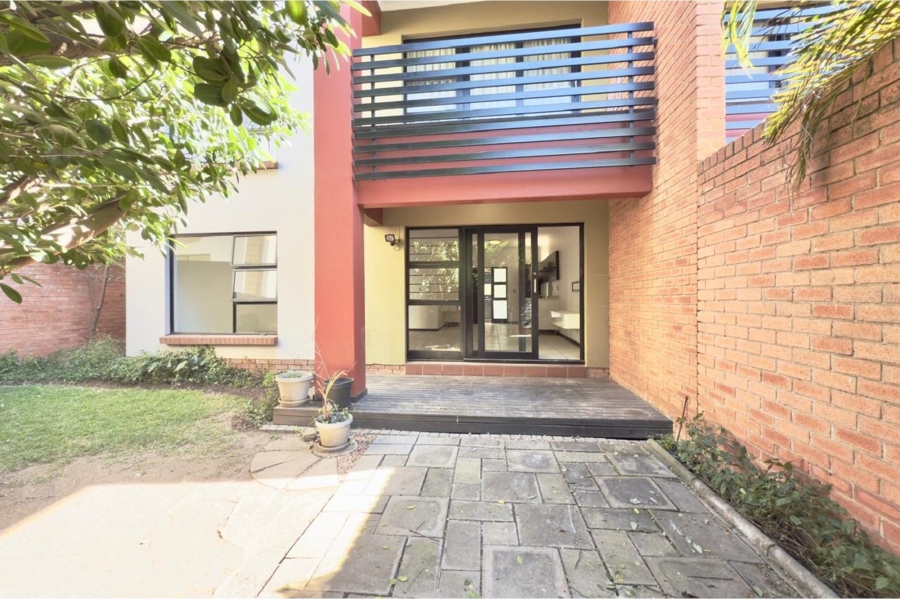 To Let 2 Bedroom Property for Rent in Douglasdale Gauteng