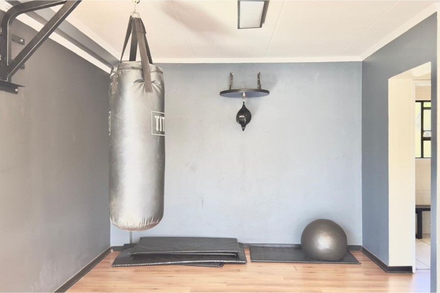 To Let 2 Bedroom Property for Rent in Douglasdale Gauteng