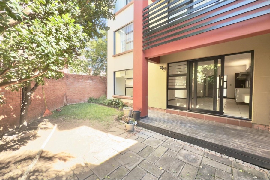 To Let 2 Bedroom Property for Rent in Douglasdale Gauteng
