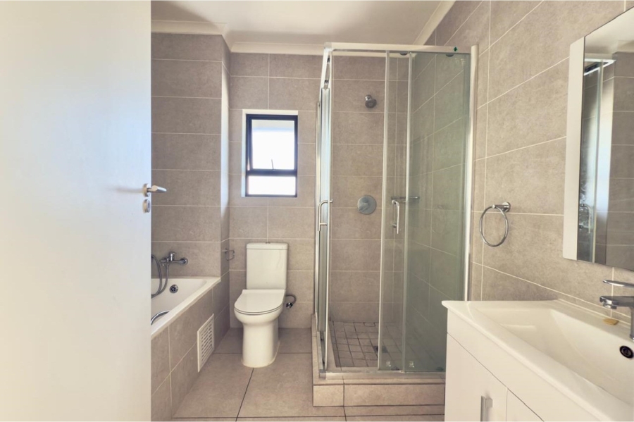 To Let 2 Bedroom Property for Rent in North Riding Gauteng
