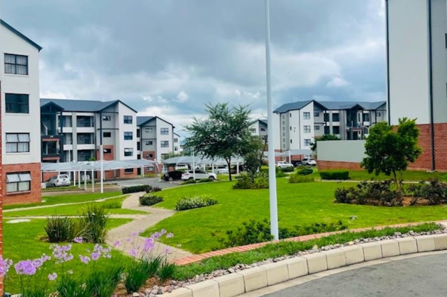 To Let 2 Bedroom Property for Rent in North Riding Gauteng