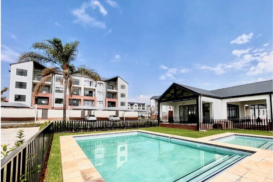 To Let 2 Bedroom Property for Rent in North Riding Gauteng