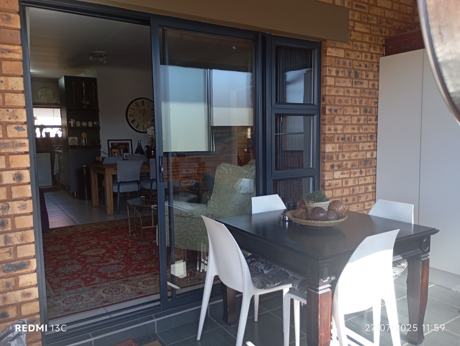 3 Bedroom Property for Sale in Ravenswood Gauteng