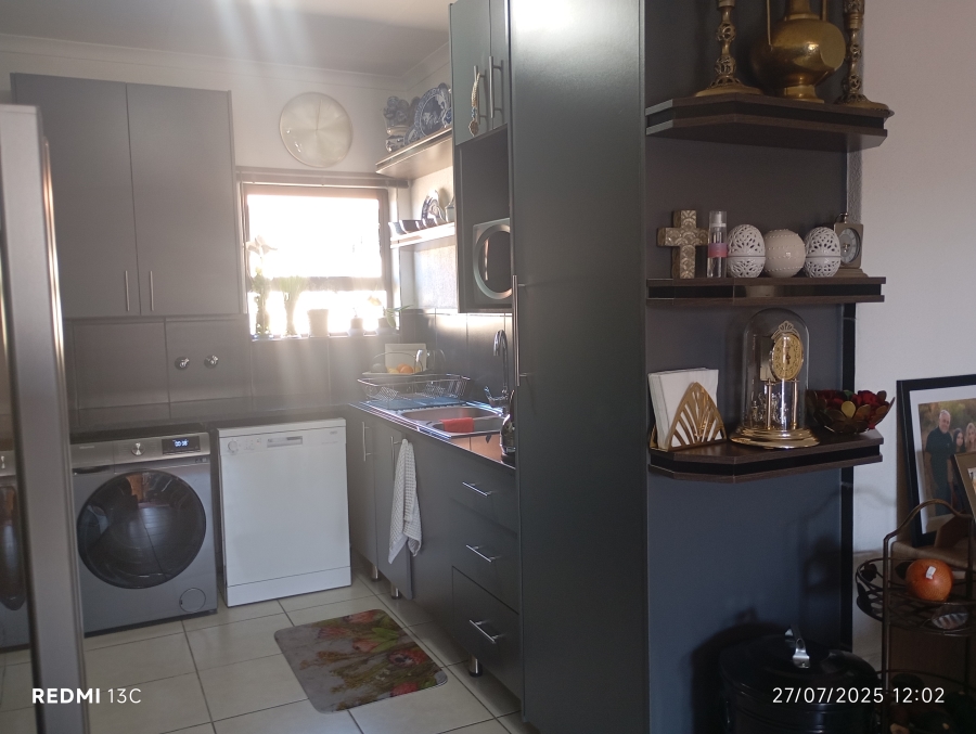 3 Bedroom Property for Sale in Ravenswood Gauteng