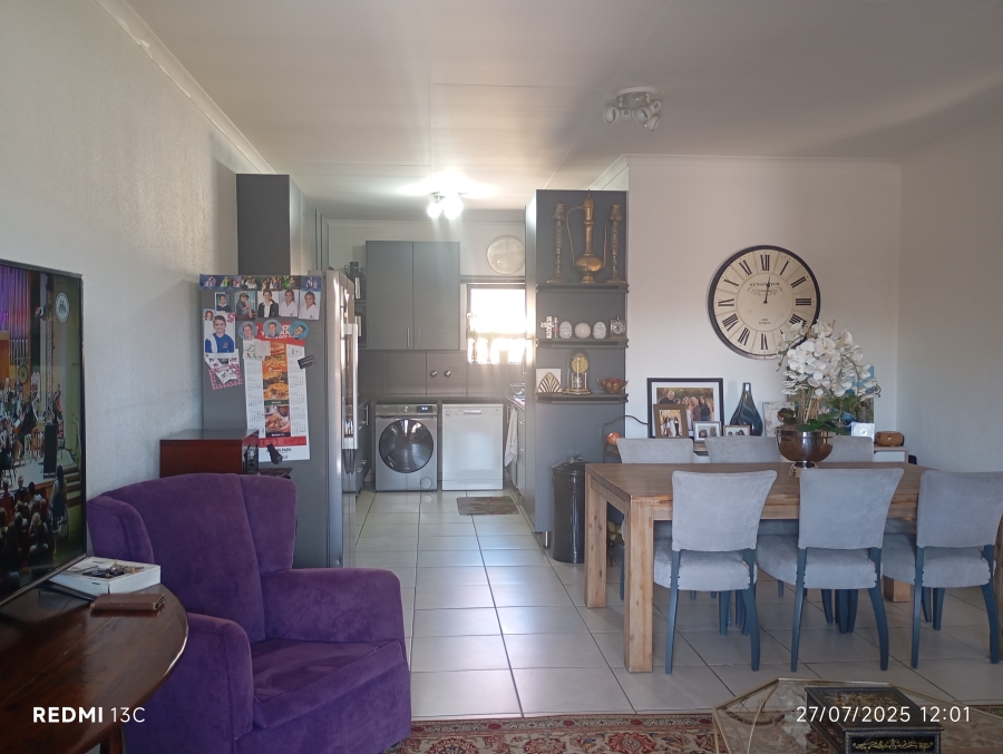 3 Bedroom Property for Sale in Ravenswood Gauteng