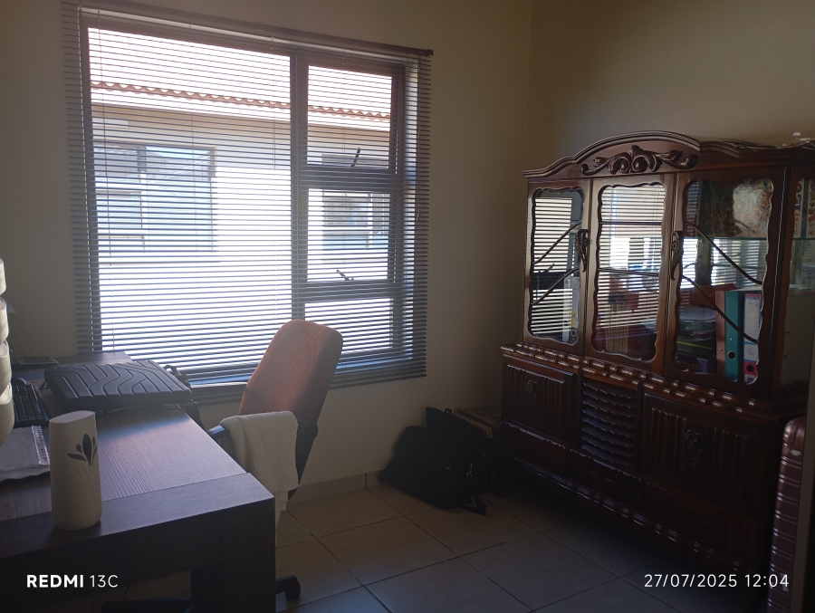3 Bedroom Property for Sale in Ravenswood Gauteng