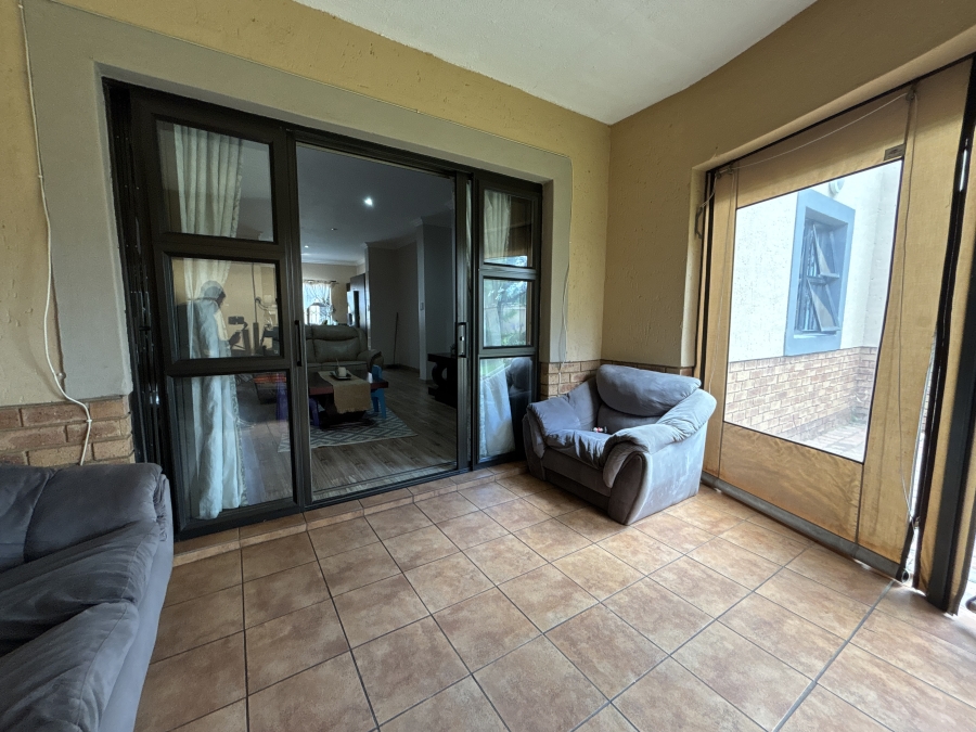 3 Bedroom Property for Sale in Ravenswood Gauteng