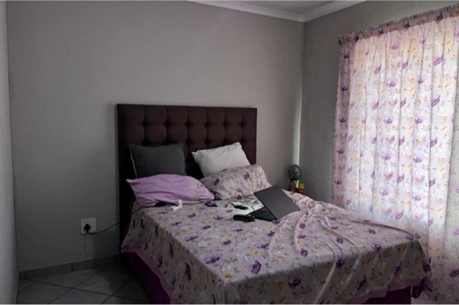 To Let 2 Bedroom Property for Rent in Lotus Gardens Gauteng