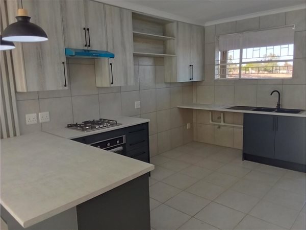 2 Bedroom Property for Sale in Brackendowns Gauteng