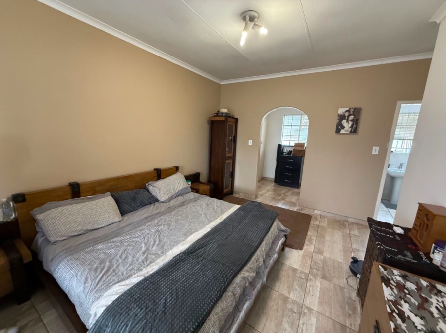 3 Bedroom Property for Sale in Parkrand Gauteng