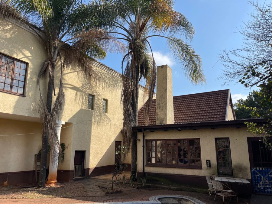 8 Bedroom Property for Sale in Colbyn Gauteng