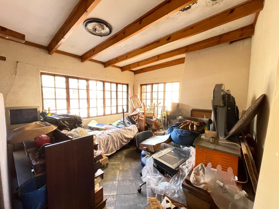 8 Bedroom Property for Sale in Colbyn Gauteng