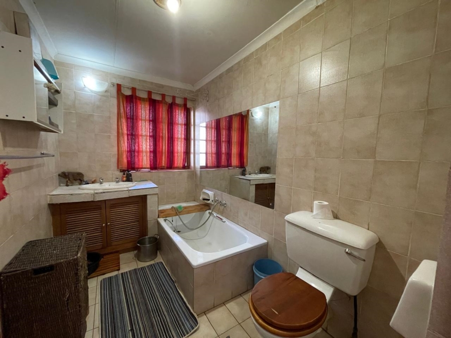 8 Bedroom Property for Sale in Colbyn Gauteng