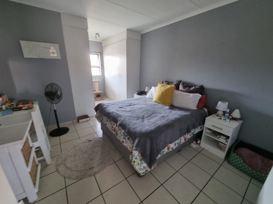 2 Bedroom Property for Sale in Florentia Gauteng