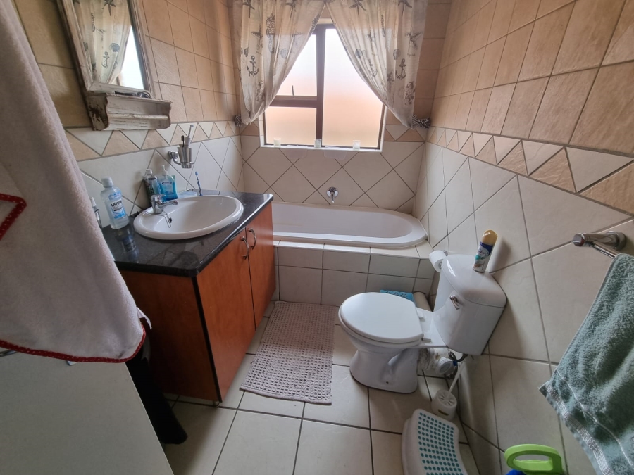 2 Bedroom Property for Sale in Florentia Gauteng
