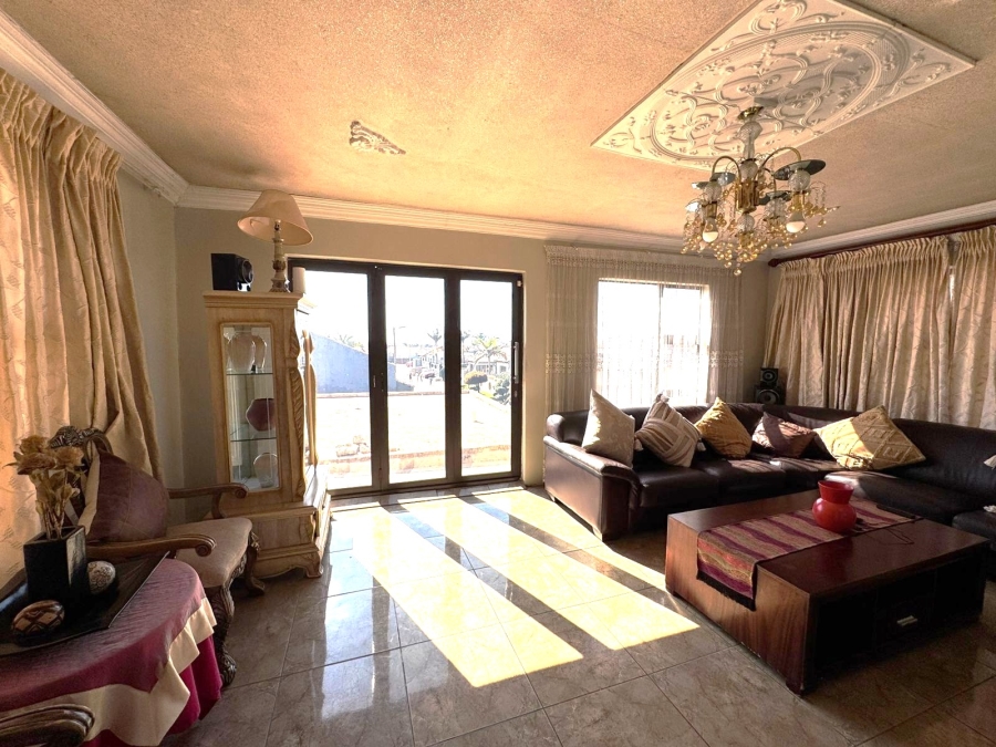 4 Bedroom Property for Sale in Mamelodi East Gauteng
