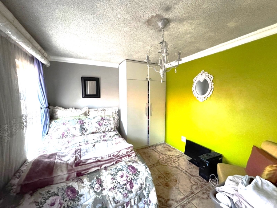 4 Bedroom Property for Sale in Mamelodi East Gauteng