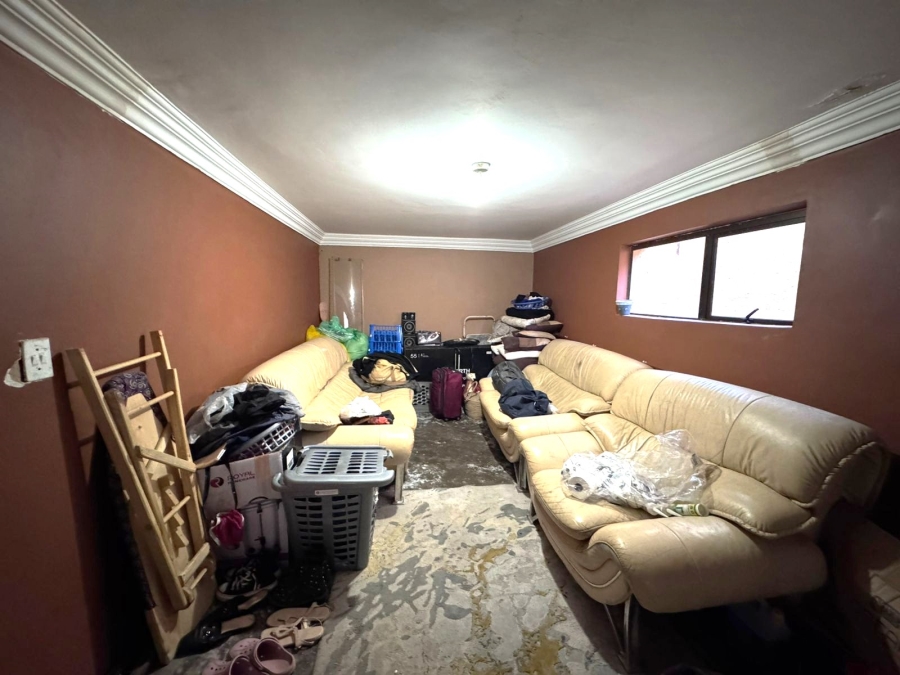 4 Bedroom Property for Sale in Mamelodi East Gauteng