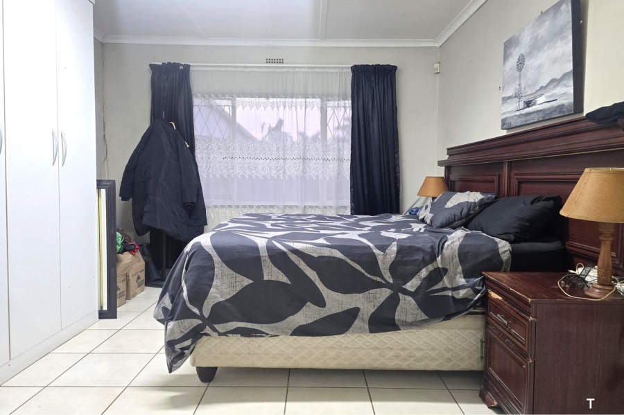 3 Bedroom Property for Sale in Bonaero Park Gauteng
