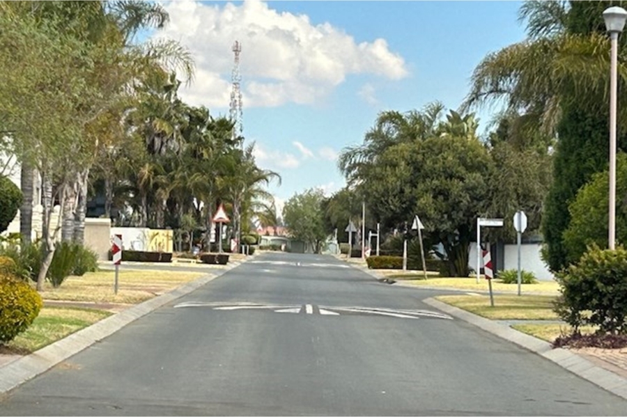 5 Bedroom Property for Sale in Savannah Hills Estate Gauteng