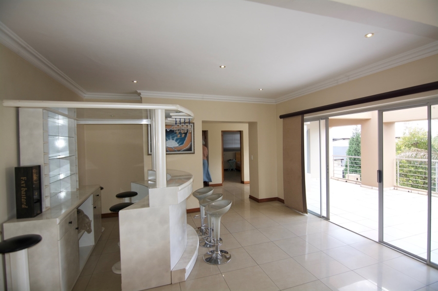 5 Bedroom Property for Sale in Savannah Hills Estate Gauteng