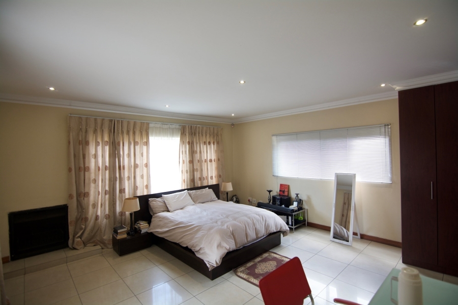 5 Bedroom Property for Sale in Savannah Hills Estate Gauteng