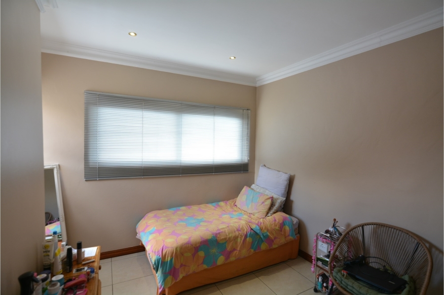 5 Bedroom Property for Sale in Savannah Hills Estate Gauteng