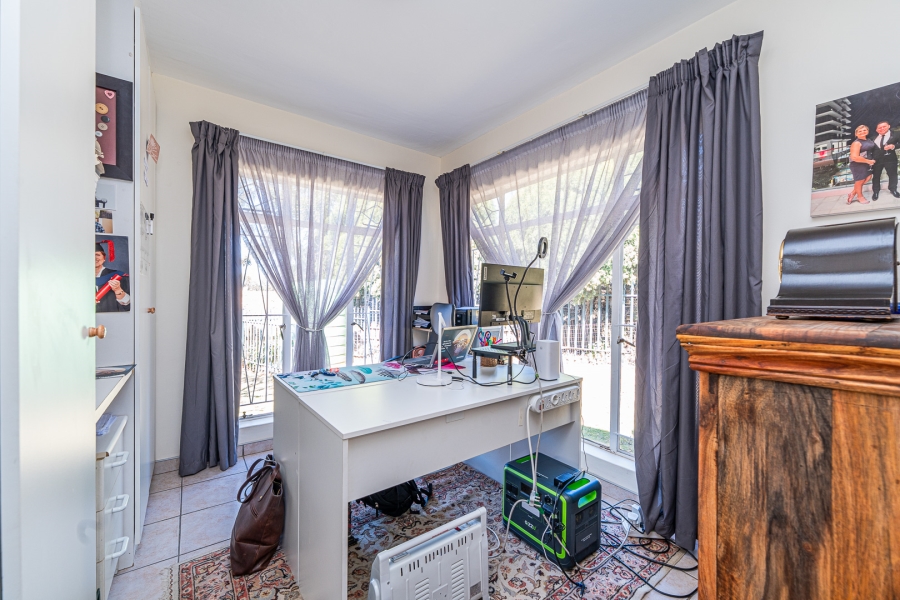 4 Bedroom Property for Sale in Poortview Gauteng