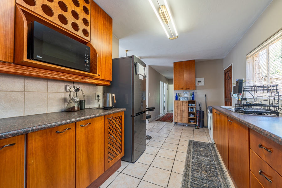 4 Bedroom Property for Sale in Poortview Gauteng