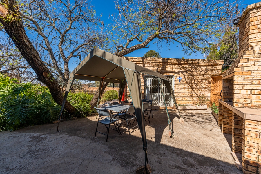 4 Bedroom Property for Sale in Poortview Gauteng