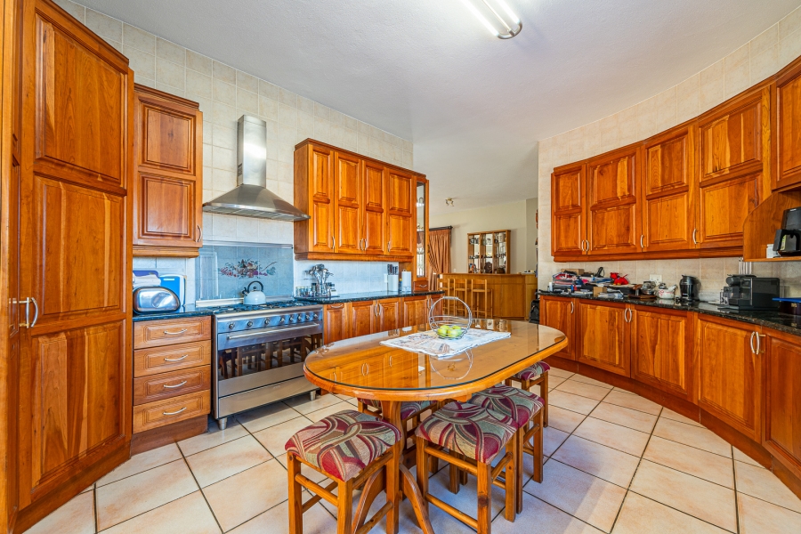 4 Bedroom Property for Sale in Poortview Gauteng