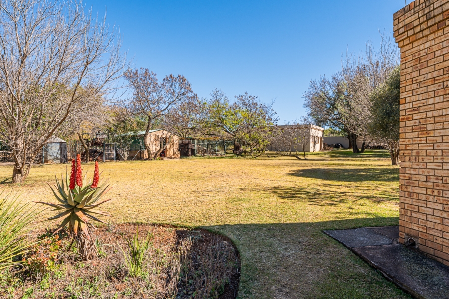 4 Bedroom Property for Sale in Poortview Gauteng