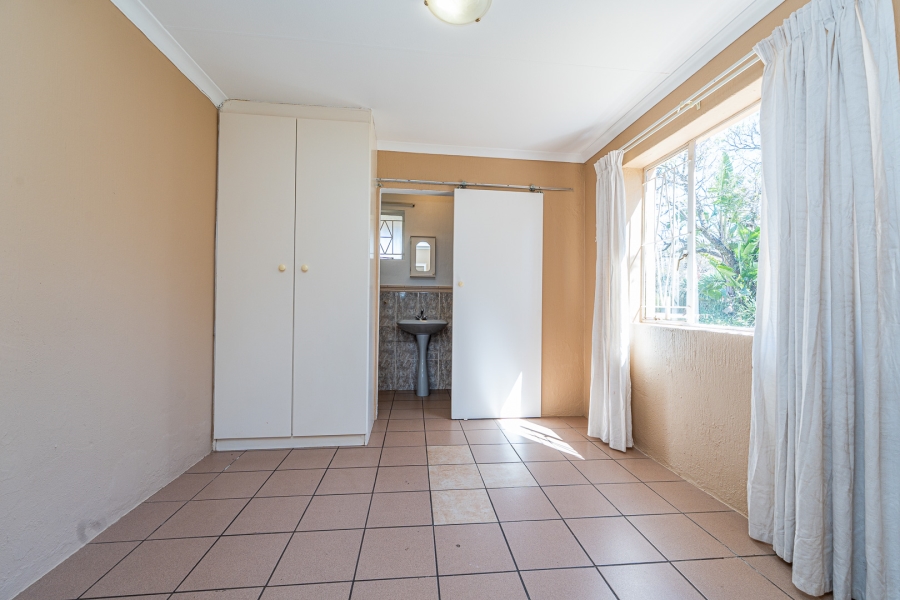 4 Bedroom Property for Sale in Poortview Gauteng