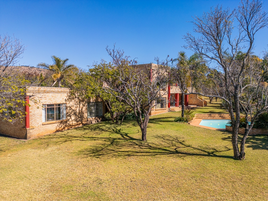 4 Bedroom Property for Sale in Poortview Gauteng