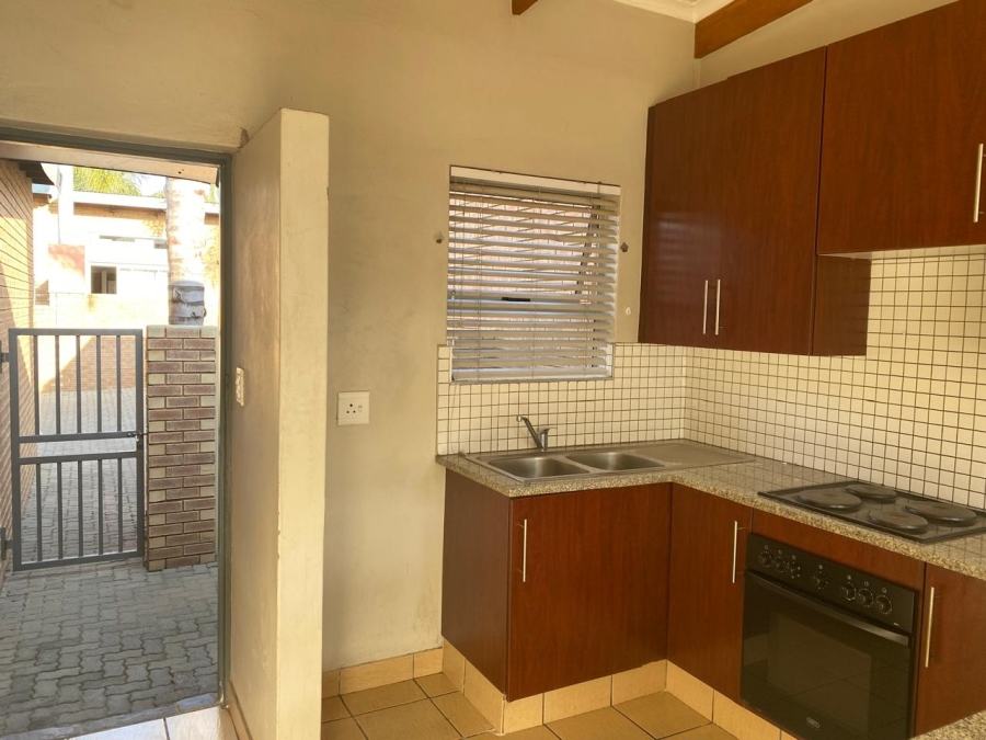 3 Bedroom Property for Sale in Glen Marais Gauteng