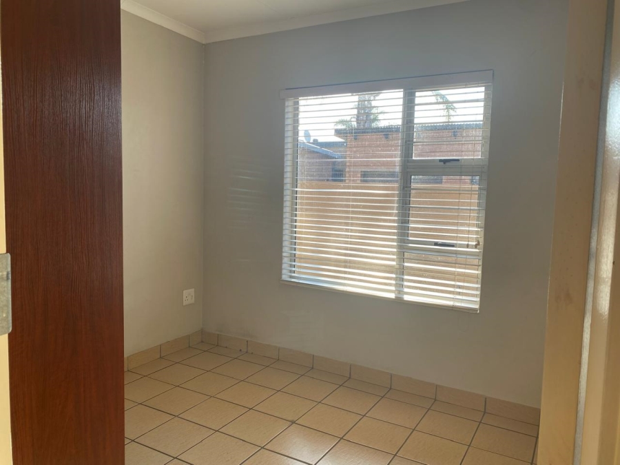 3 Bedroom Property for Sale in Glen Marais Gauteng