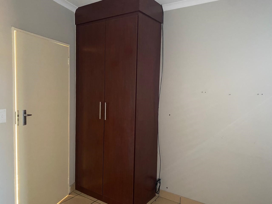 3 Bedroom Property for Sale in Glen Marais Gauteng