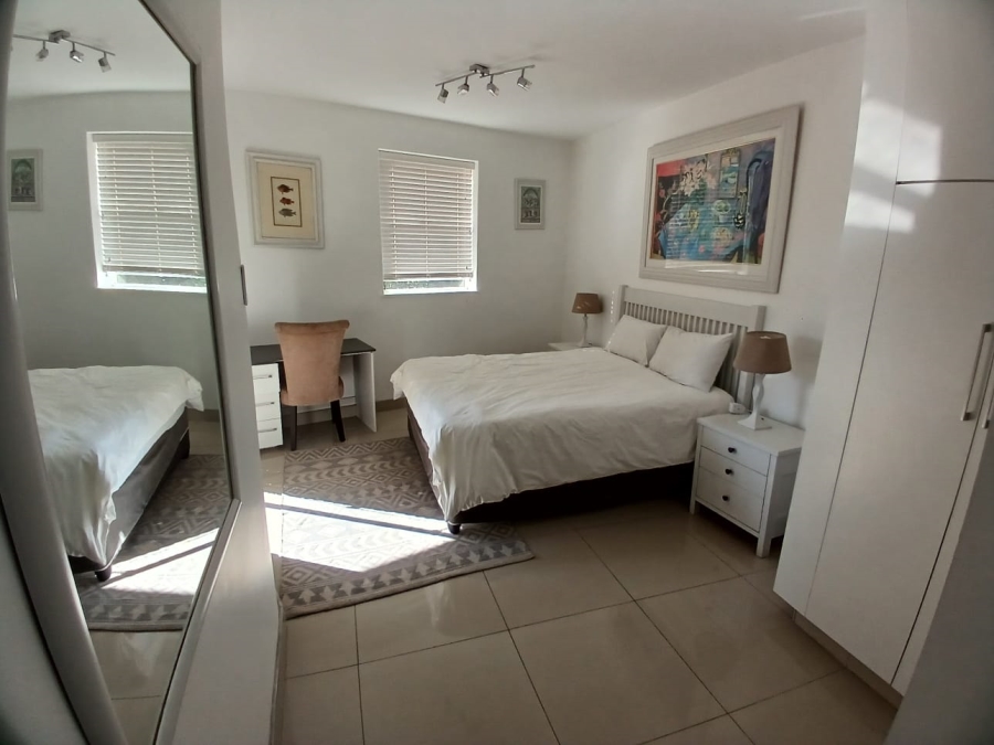 2 Bedroom Property for Sale in Sandhurst Gauteng