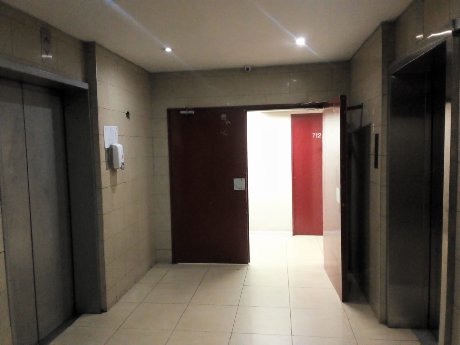 2 Bedroom Property for Sale in Braamfontein Gauteng