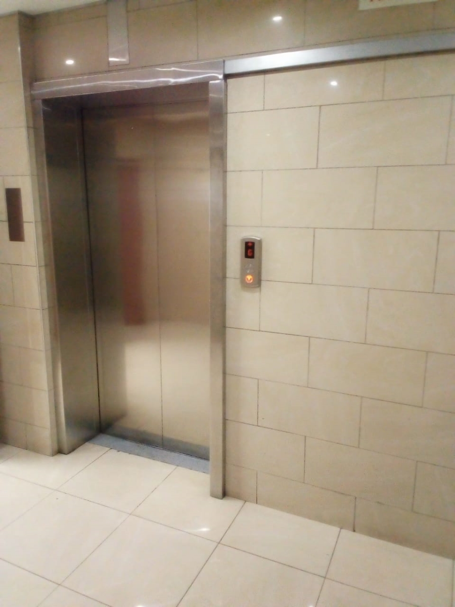 2 Bedroom Property for Sale in Braamfontein Gauteng