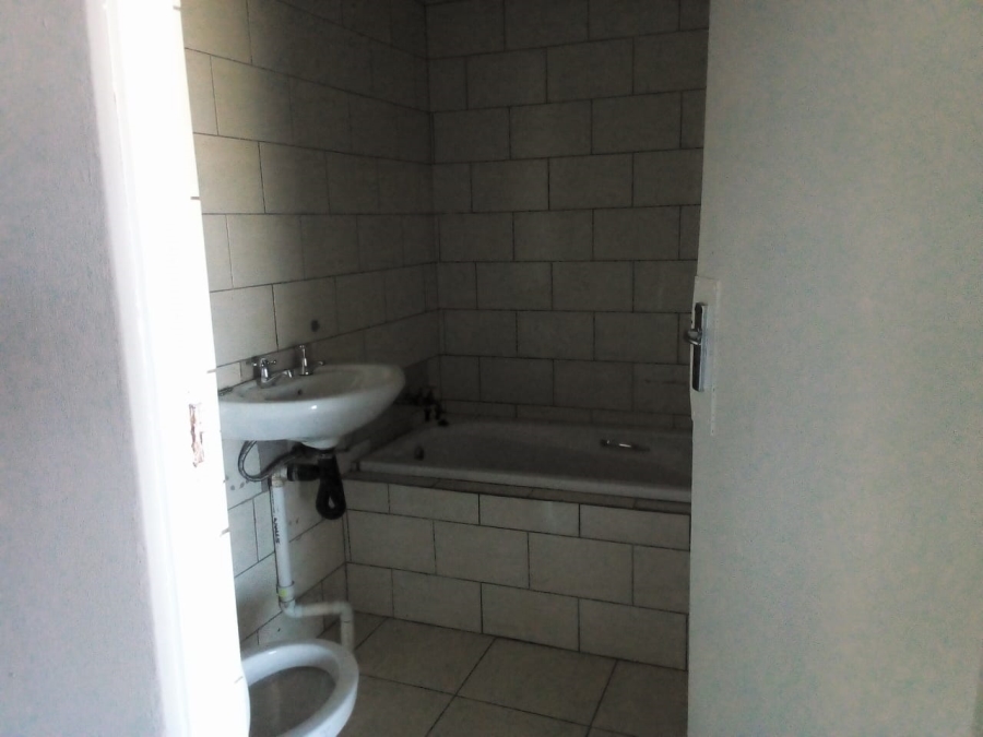 2 Bedroom Property for Sale in Braamfontein Gauteng