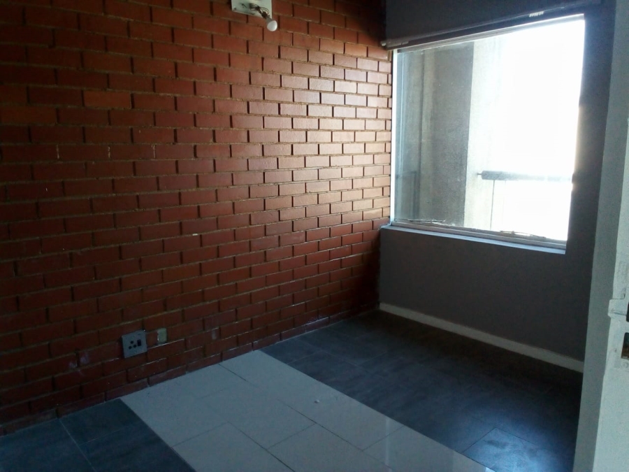 2 Bedroom Property for Sale in Braamfontein Gauteng