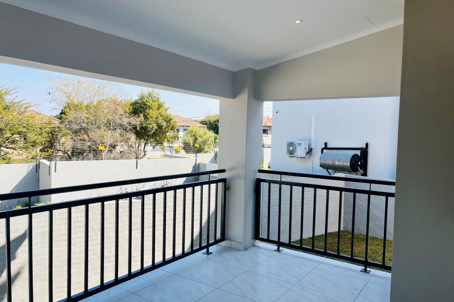 To Let 3 Bedroom Property for Rent in Fourways Gauteng