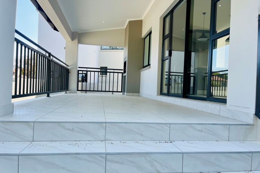 To Let 3 Bedroom Property for Rent in Fourways Gauteng