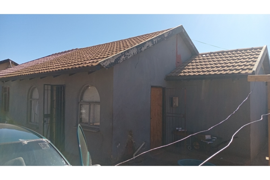 2 Bedroom Property for Sale in Protea Glen Gauteng